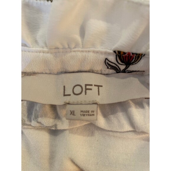 Loft Blouse Size XL Top Cream Long Sleeve Ruffle Collar 1/3 Button Front Dressy - Picture 7 of 10